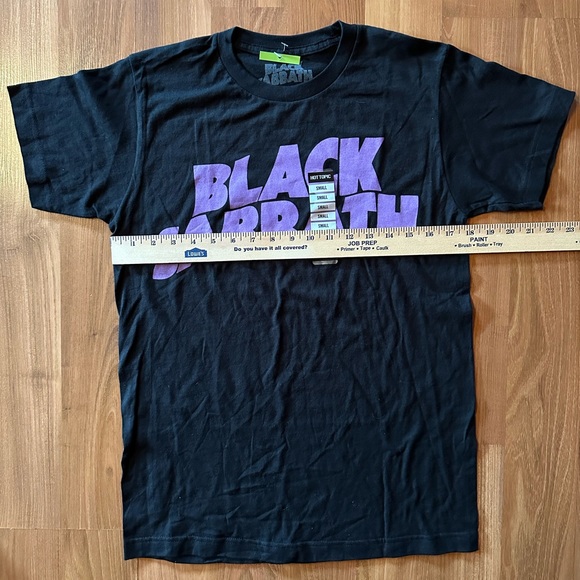 NWT Black Sabbath T-Shirt size Small 🆕🎸 Hot Topic - Picture 4 of 6